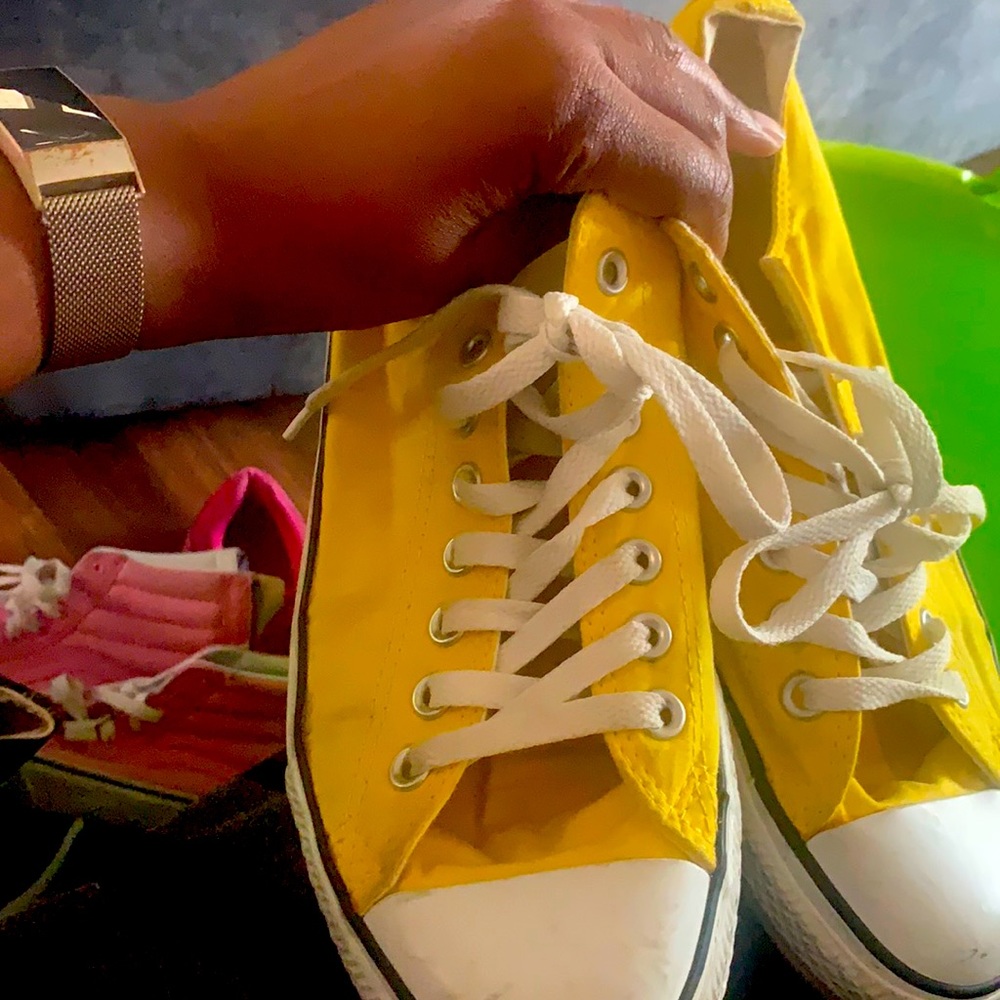Yellow converse
